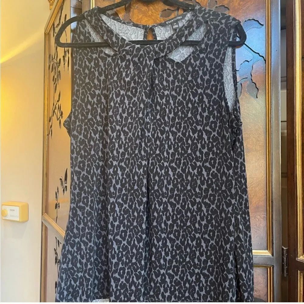 STITCH FIX Mock Neck Knit Tank! - Picture 11 of 15